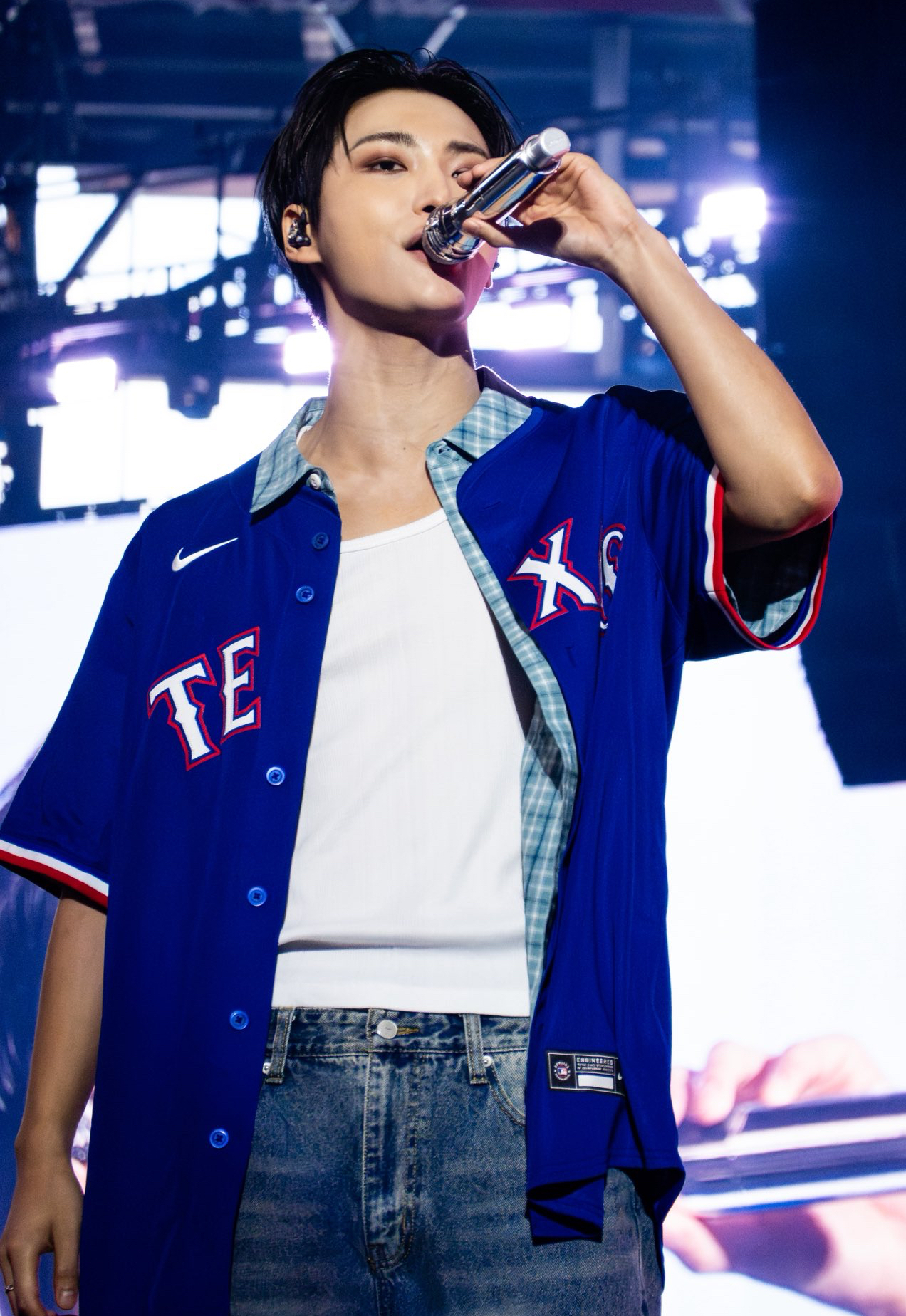 Recent activity shot of Seonghwa (ATEEZ)
