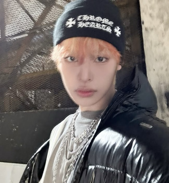 Behind-the-scenes cut of Yechan (Xikers)