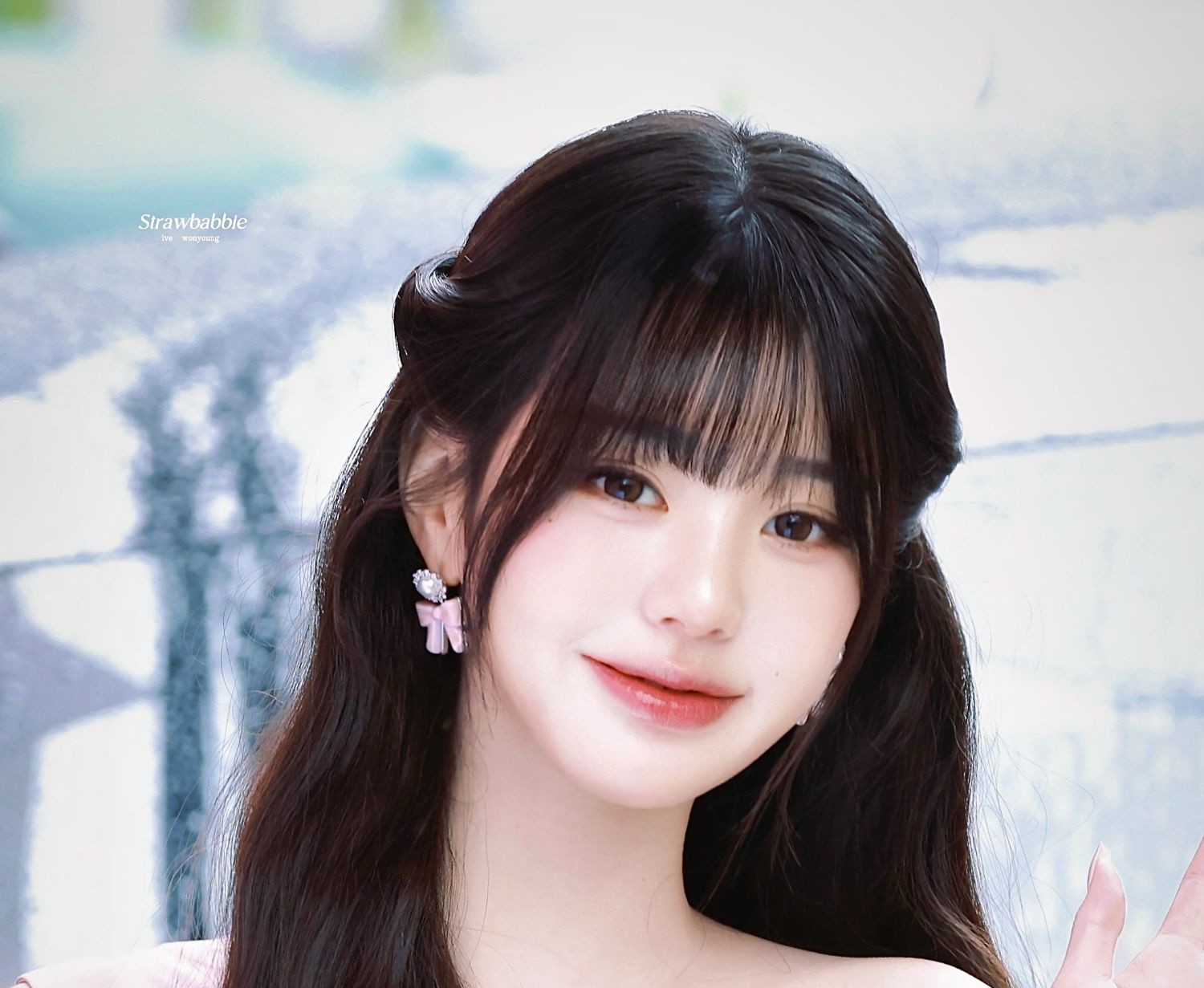 A moment captured by Jang Wonyoung (IVE)'s fan