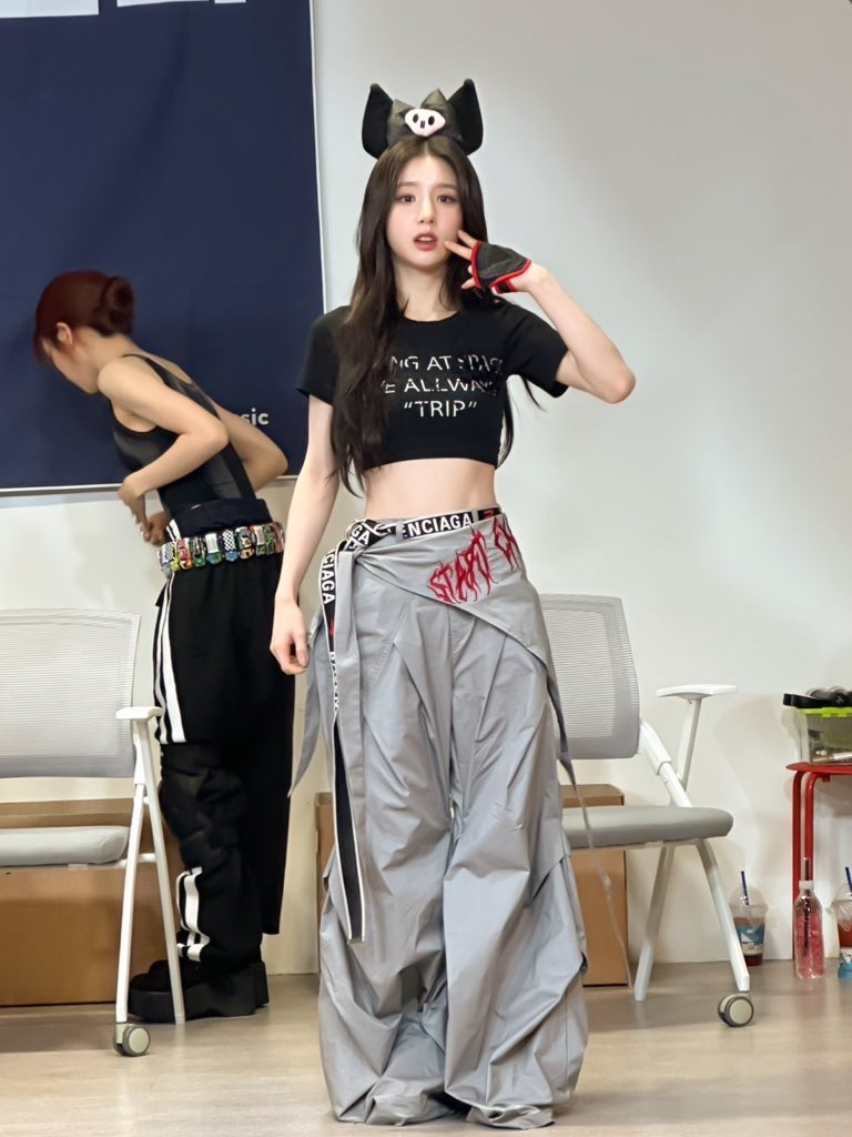 Latest photo of HeeJin (ARTMS)