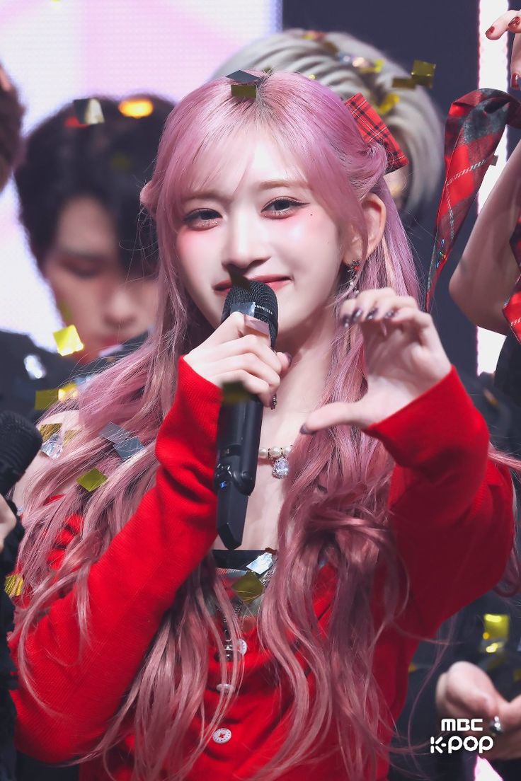 A moment captured by Leeseo (IVE)'s fan