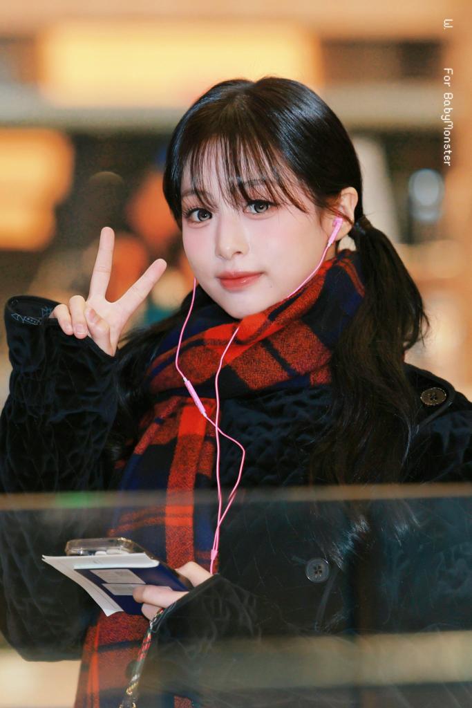 Behind-the-scenes cut of Ahyeon (BABYMONSTER)