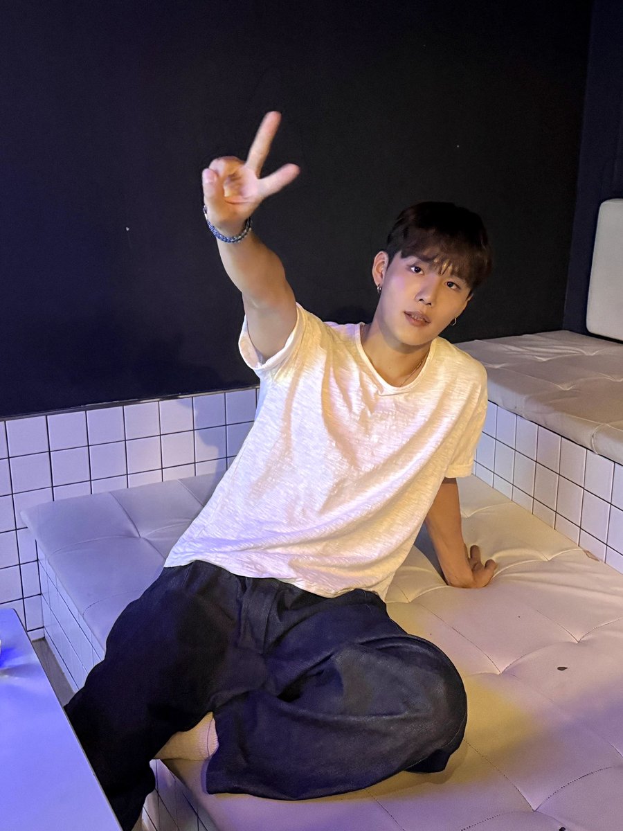 Latest photo of CIX