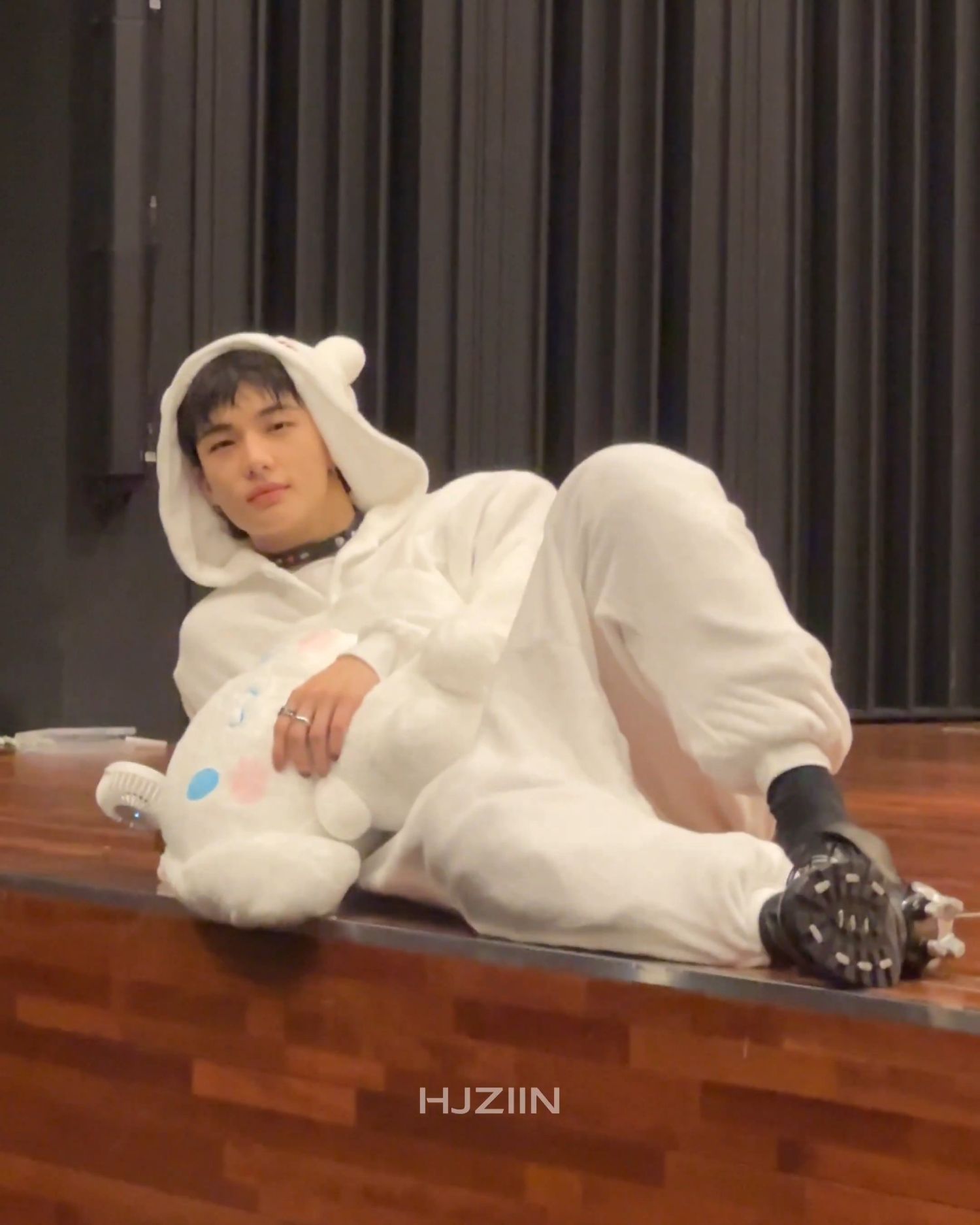 Recent activity shot of Hyunjin (Stray Kids)