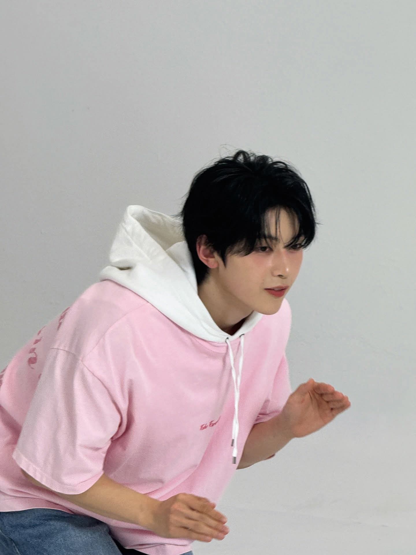 Recent activity shot of Seok Matthew (ZEROBASEONE)