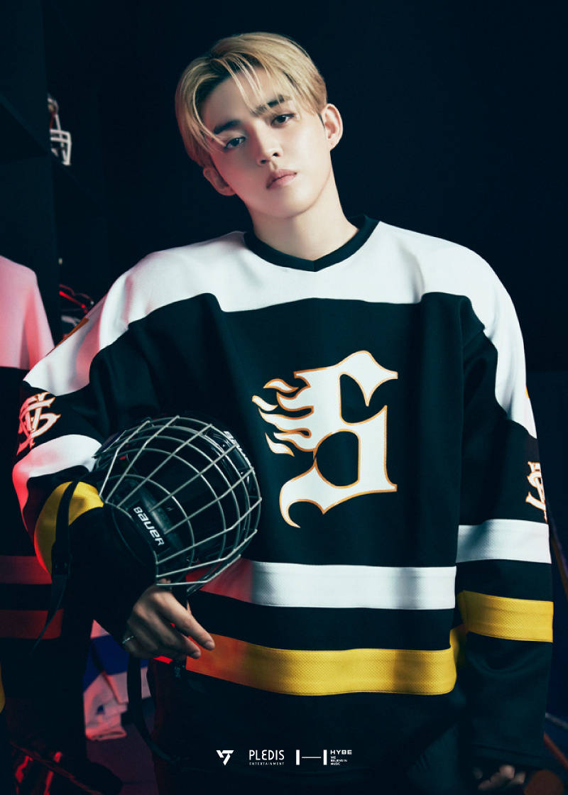 Recent activity shot of S.Coups (SEVENTEEN)