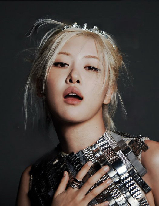 Latest photo of ROSÉ (BLACKPINK)