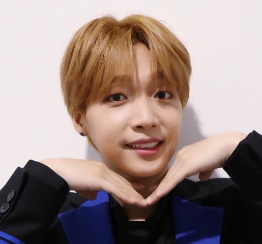 A moment captured by Jeong Sewoon's fan