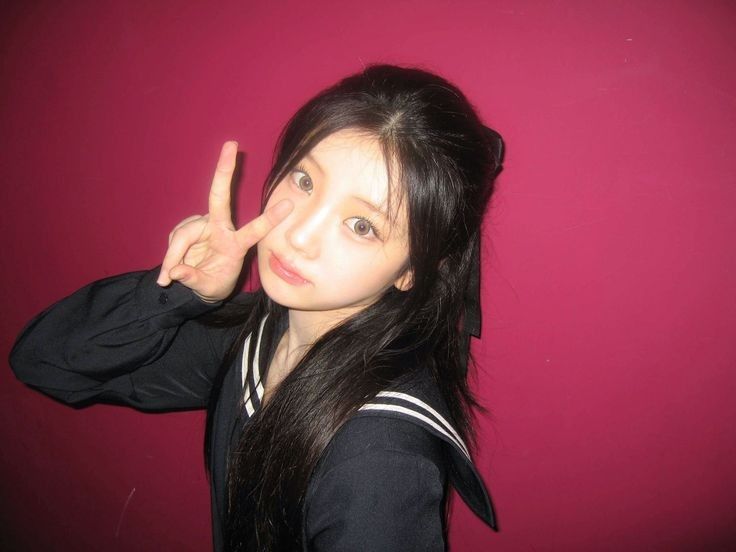 Behind-the-scenes cut of Wonhee (ILLIT)