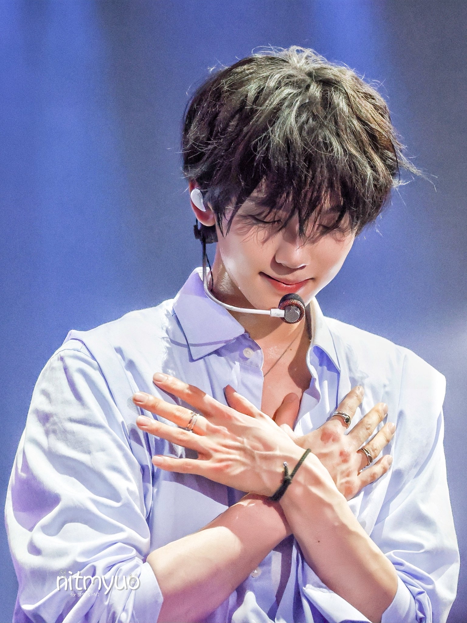 Recent activity shot of Han Yujin (ZEROBASEONE)