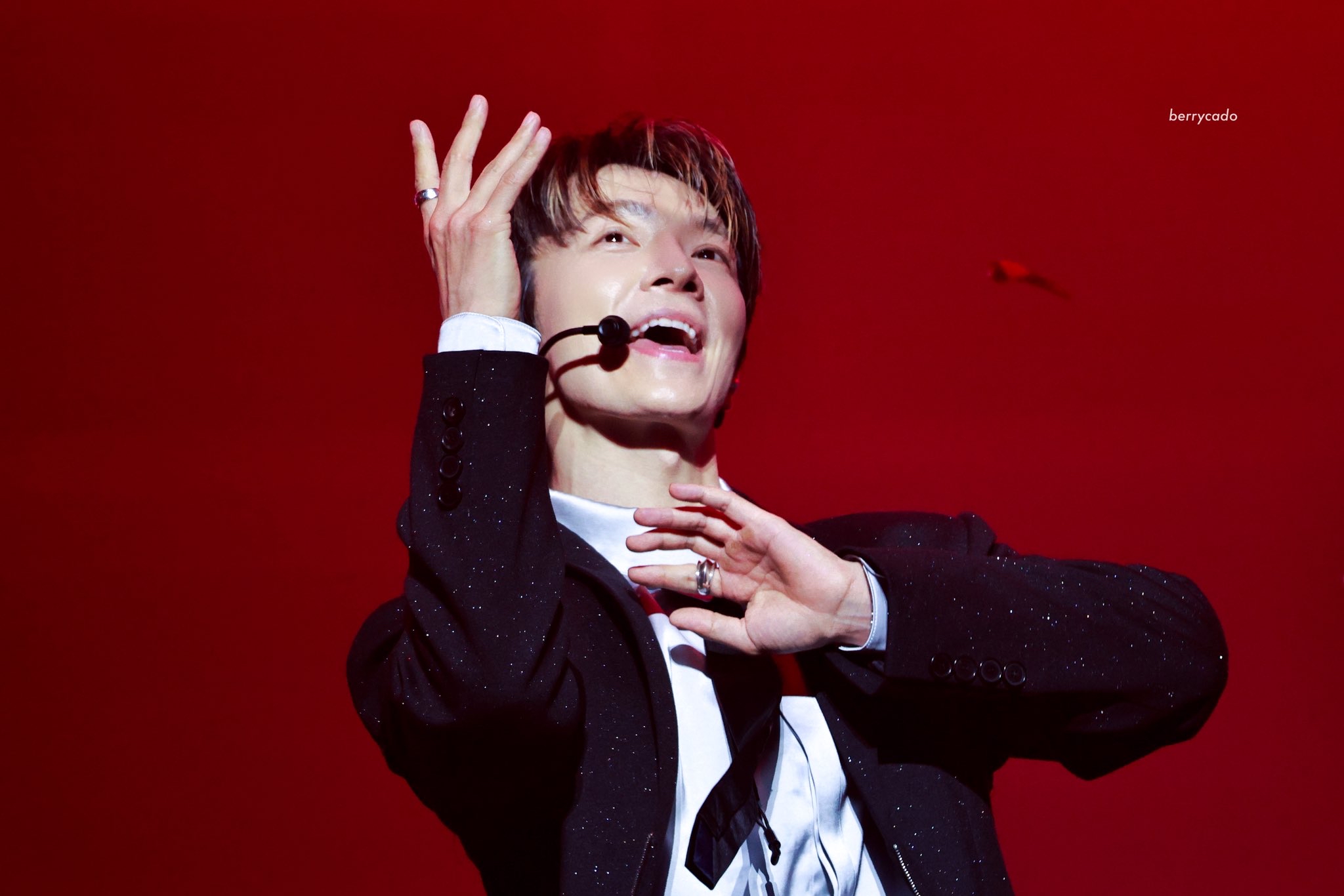 Latest photo of Donghae (Super Junior)
