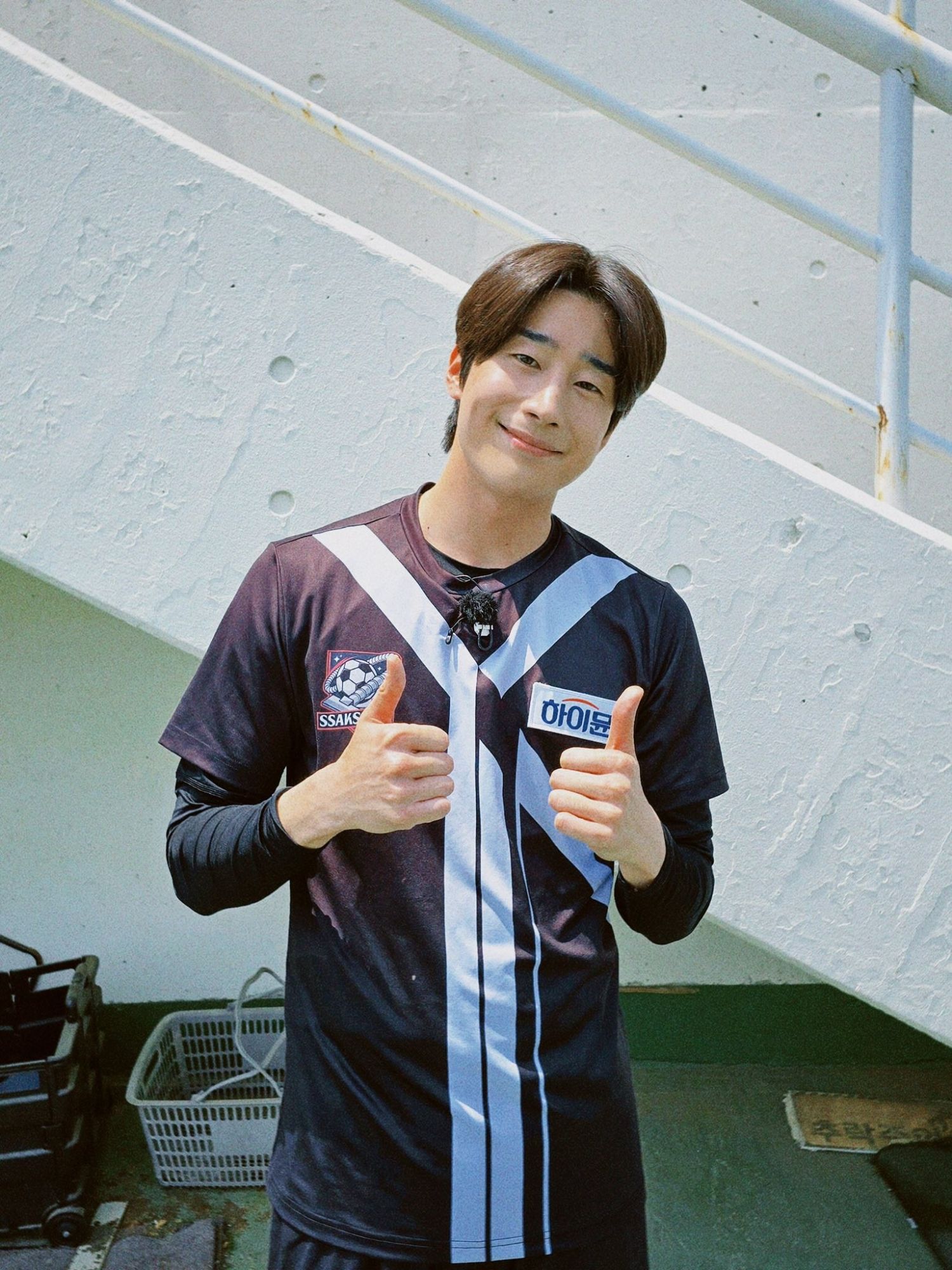 Behind-the-scenes cut of Han Seungwoo