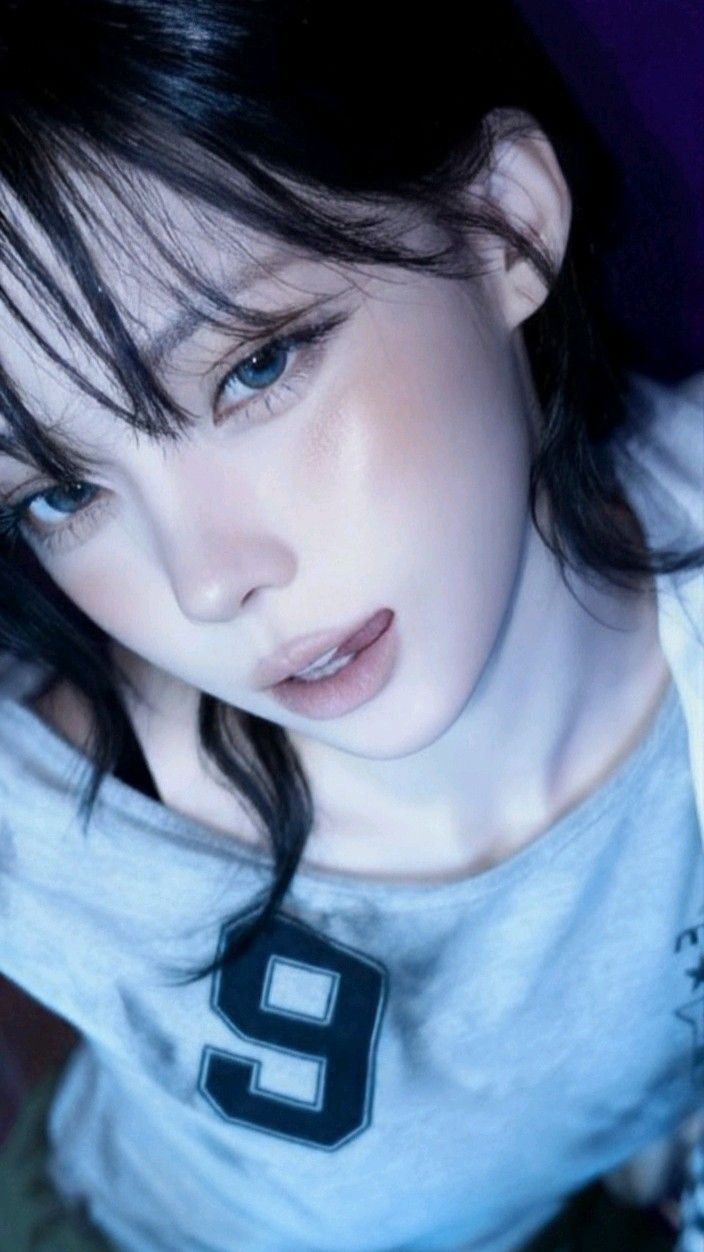 The most beloved wallpaper among Winter (aespa)'s fans