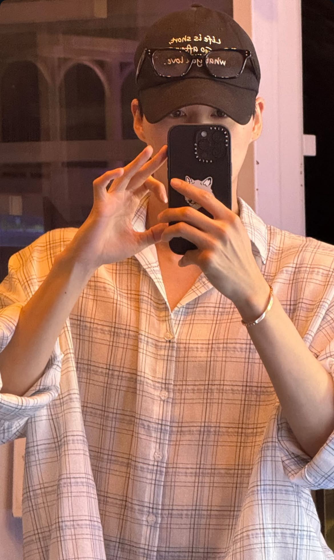 A moment captured by UP10TION's fan