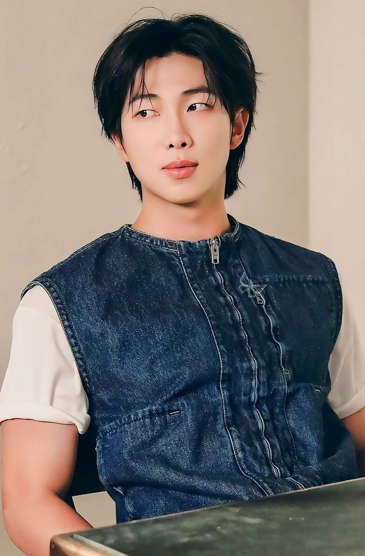 RM (BTS)の最近の活動写真