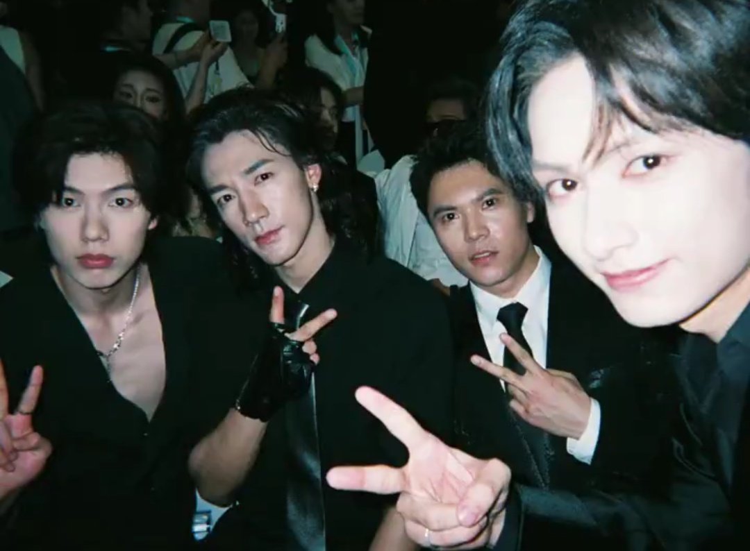 Behind-the-scenes cut of Jun (SEVENTEEN)