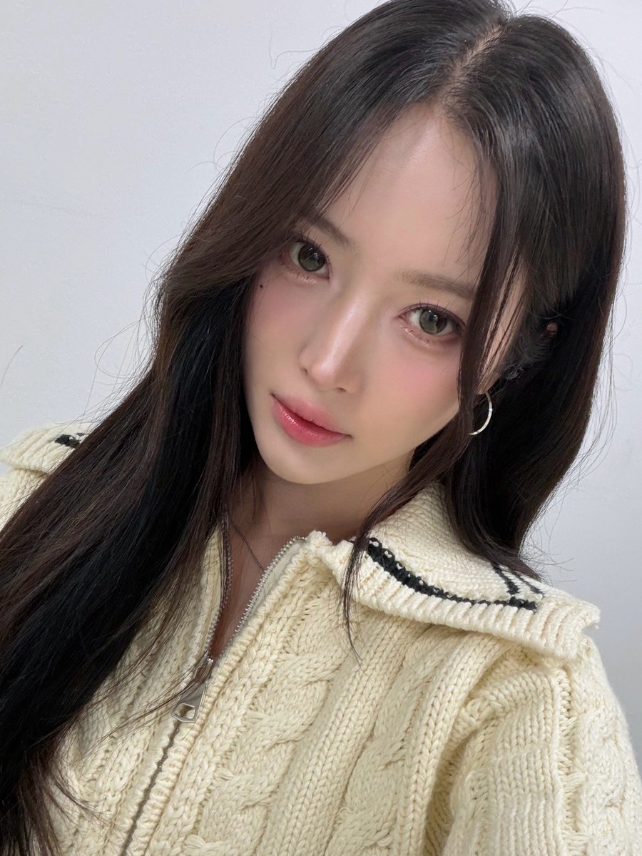 H1-KEY의 최신 사진