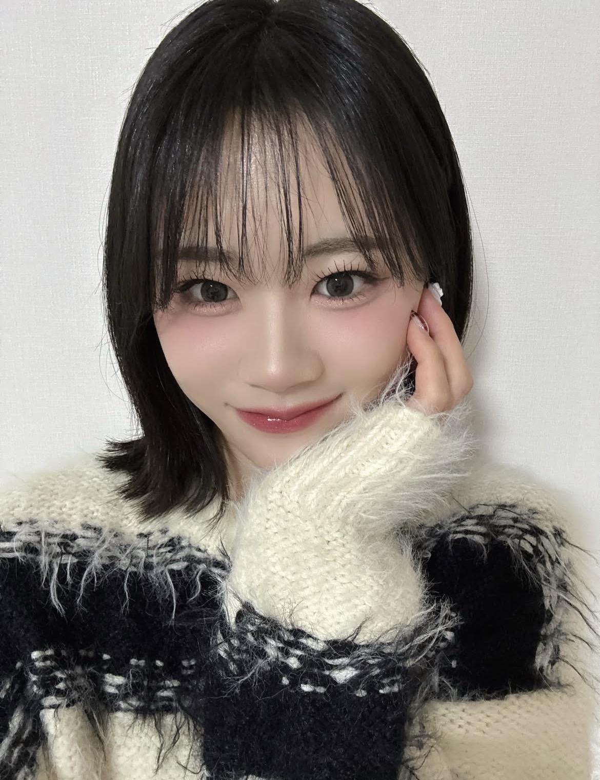 Behind-the-scenes cut of Sasaki Kokona (ME:I)