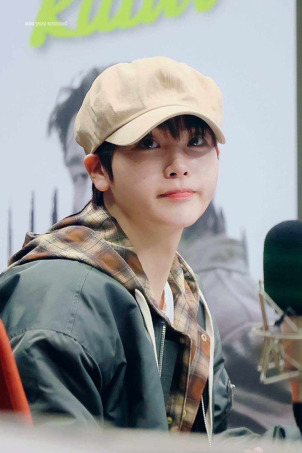 Latest photo of Hyeongjun (CRAVITY)