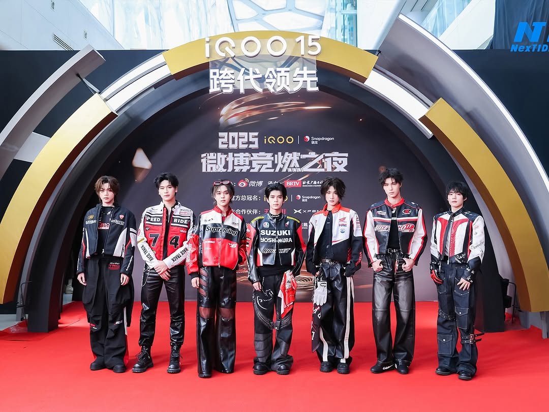 A moment captured by NexT1DE's fan