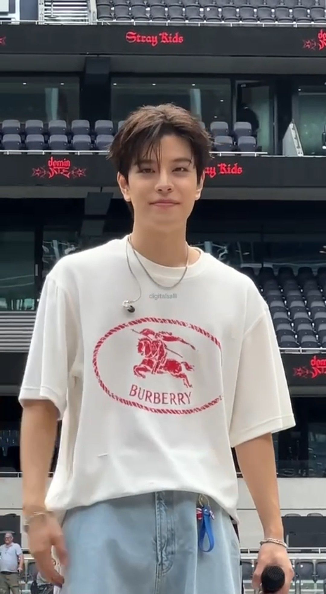 Fandom-recommended wallpaper image of Seungmin (Stray Kids)