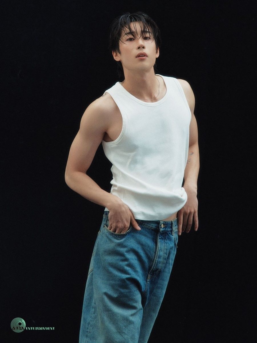 Latest photo of Han Seungwoo
