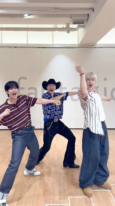 The most beloved wallpaper among Jinjin (ASTRO)'s fans