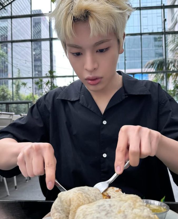 Recent activity shot of Yechan (Xikers)