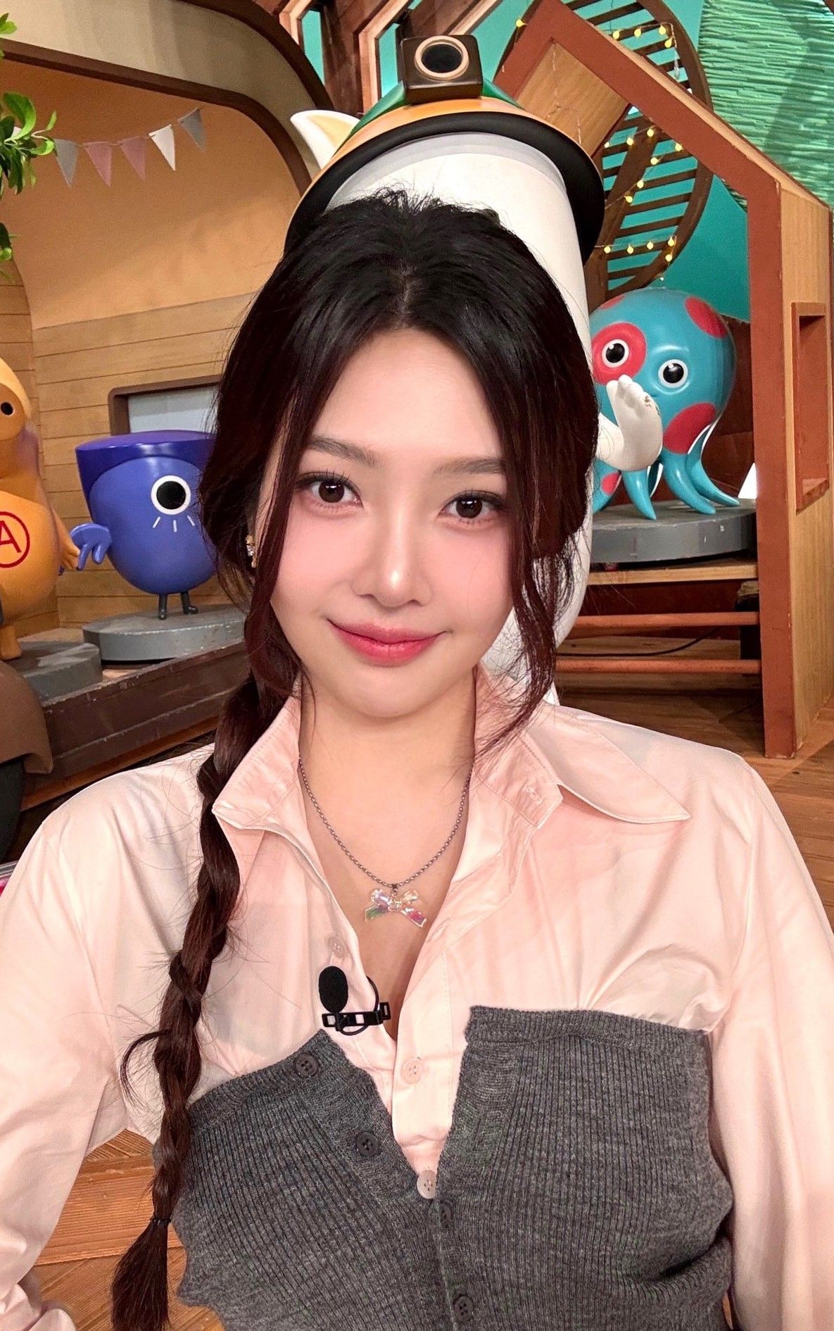 Behind-the-scenes cut of Joy (Red Velvet)