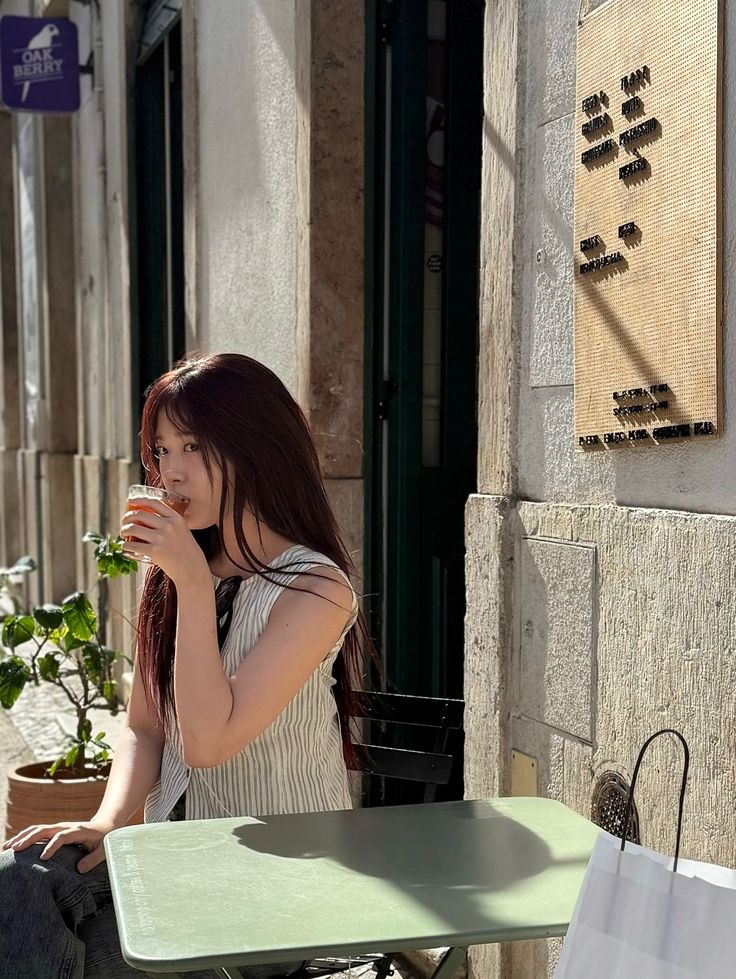 Latest photo of An Yujin (IVE)