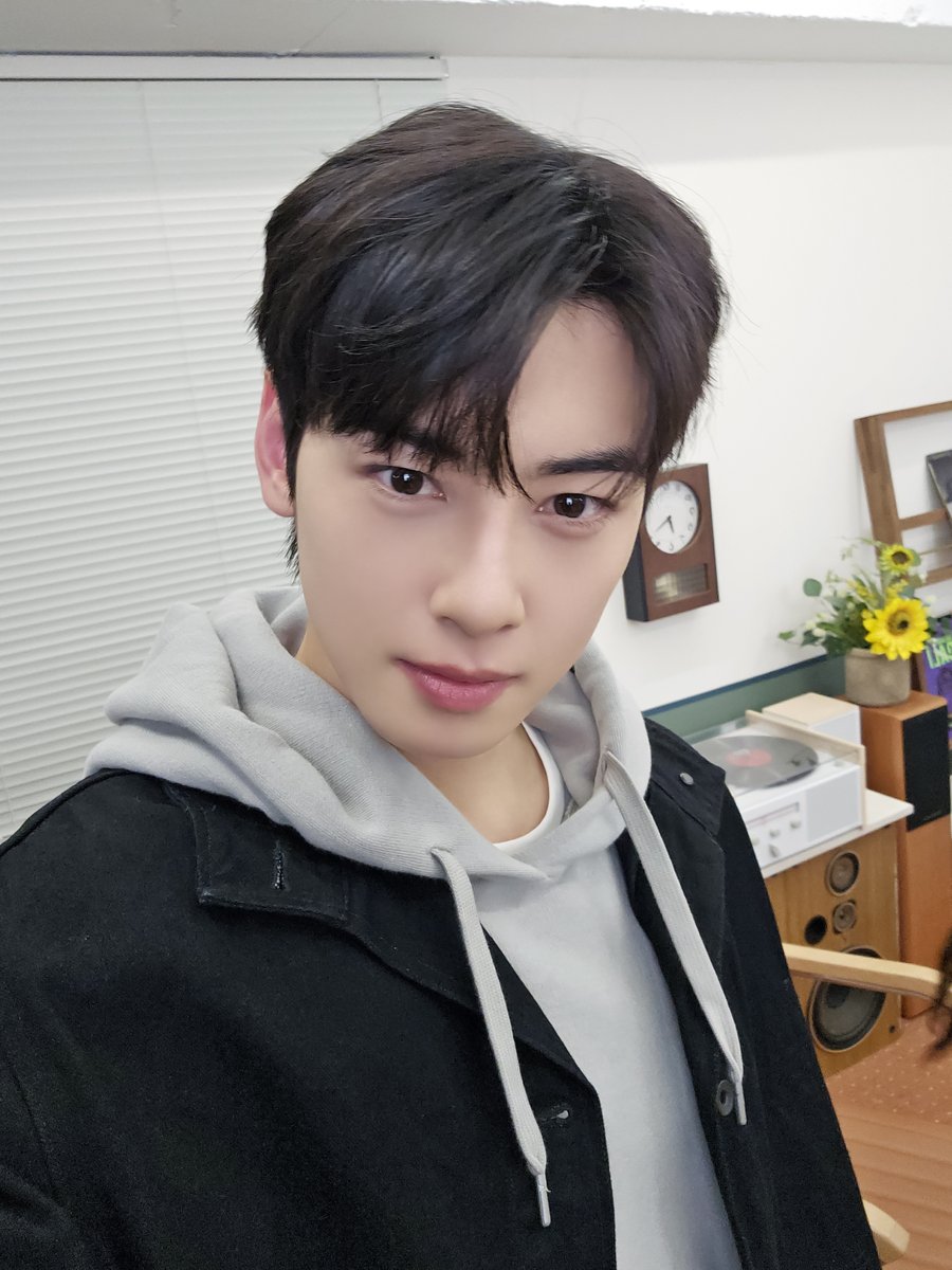 Recent activity shot of Eunwoo (ASTRO)