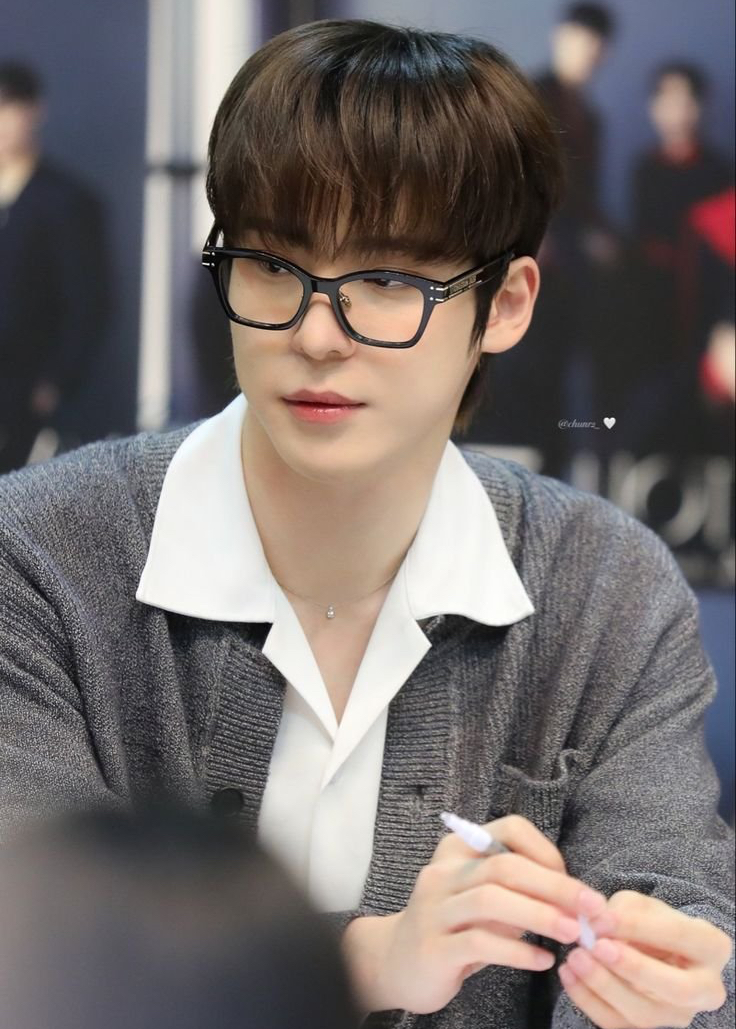 Latest photo of Yunho (ATEEZ)