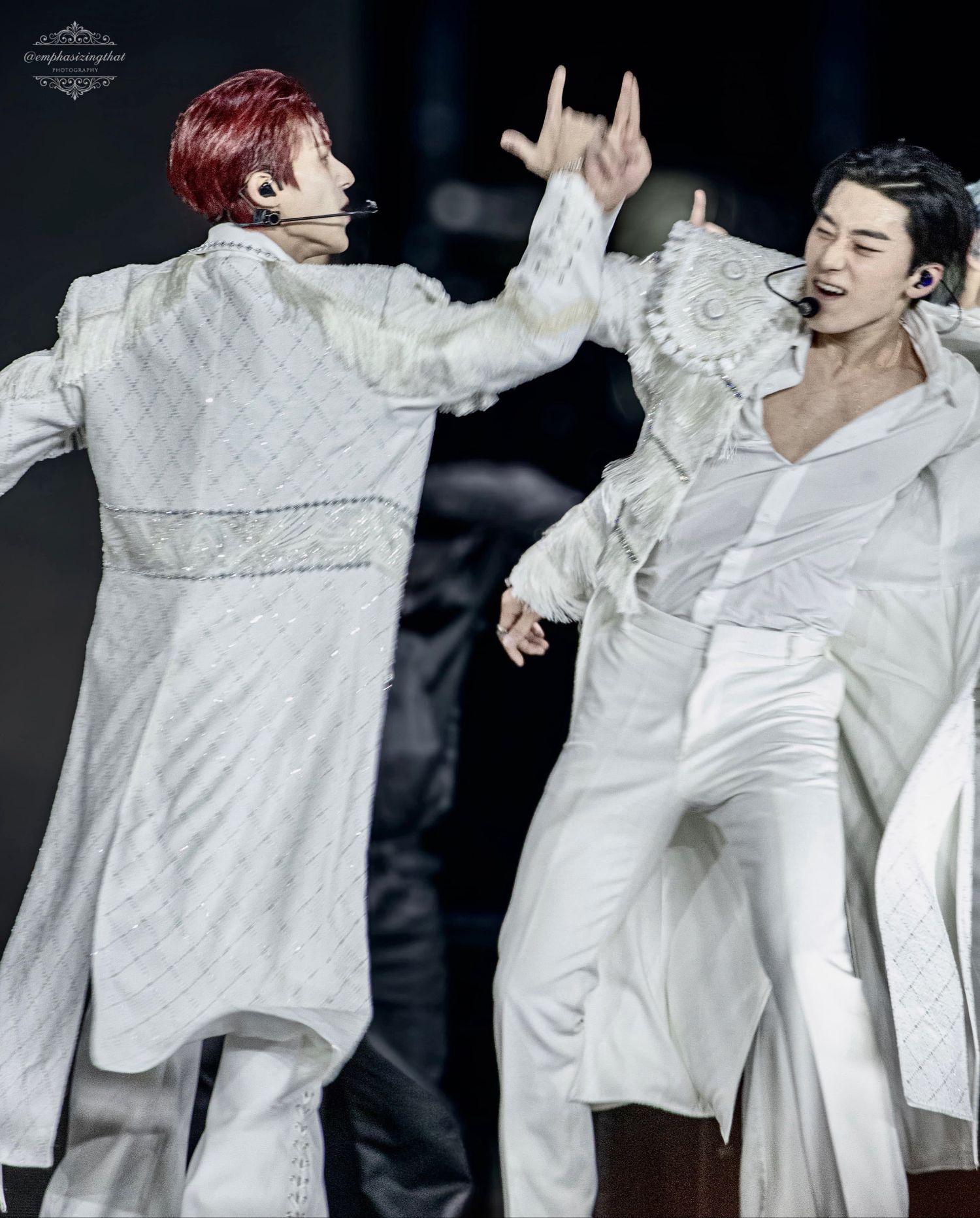 ジョン・ウヨン (ATEEZ)の舞台裏ショット