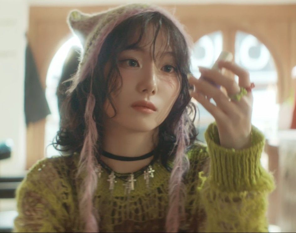 Foto terbaru Seo Youngeun (Kep1er)