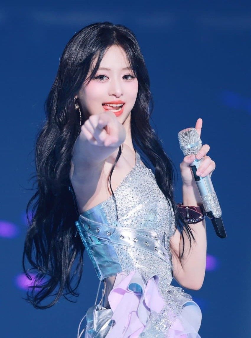 A moment captured by BABYMONSTER's fan