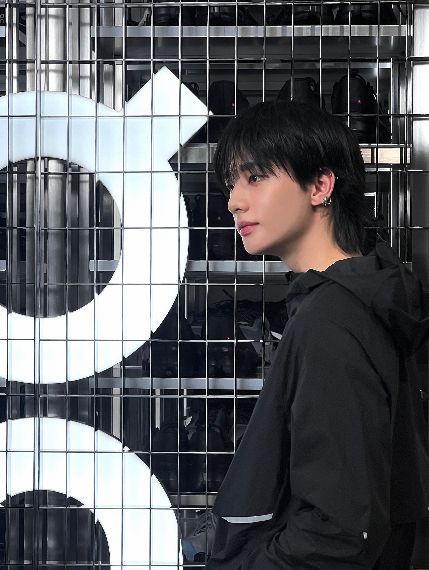 A moment captured by Hyunjin (Stray Kids)'s fan