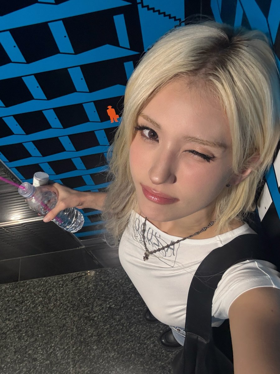 Behind-the-scenes cut of Jeon Somi