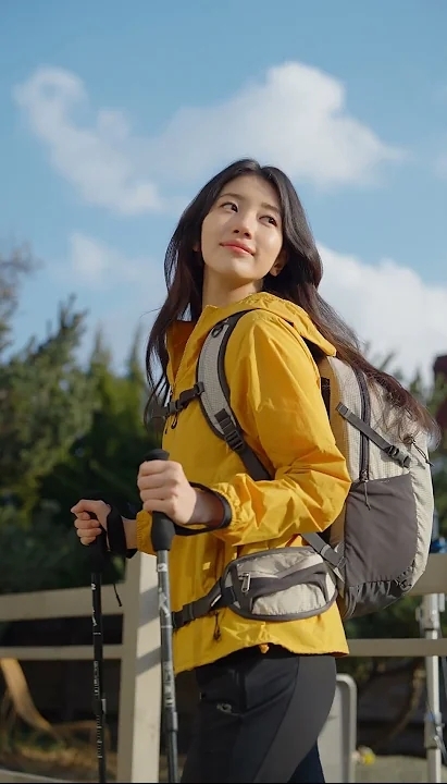Today's most popular wallpaper in the Suzy community