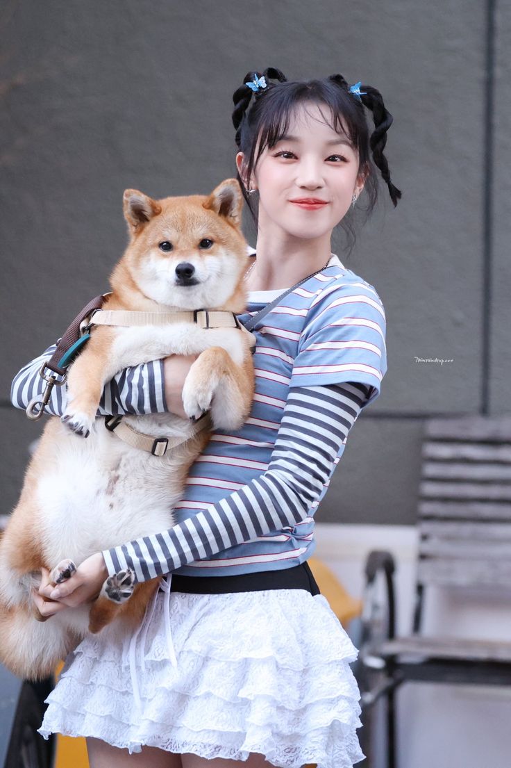 Latest photo of Yuqi (i-dle)
