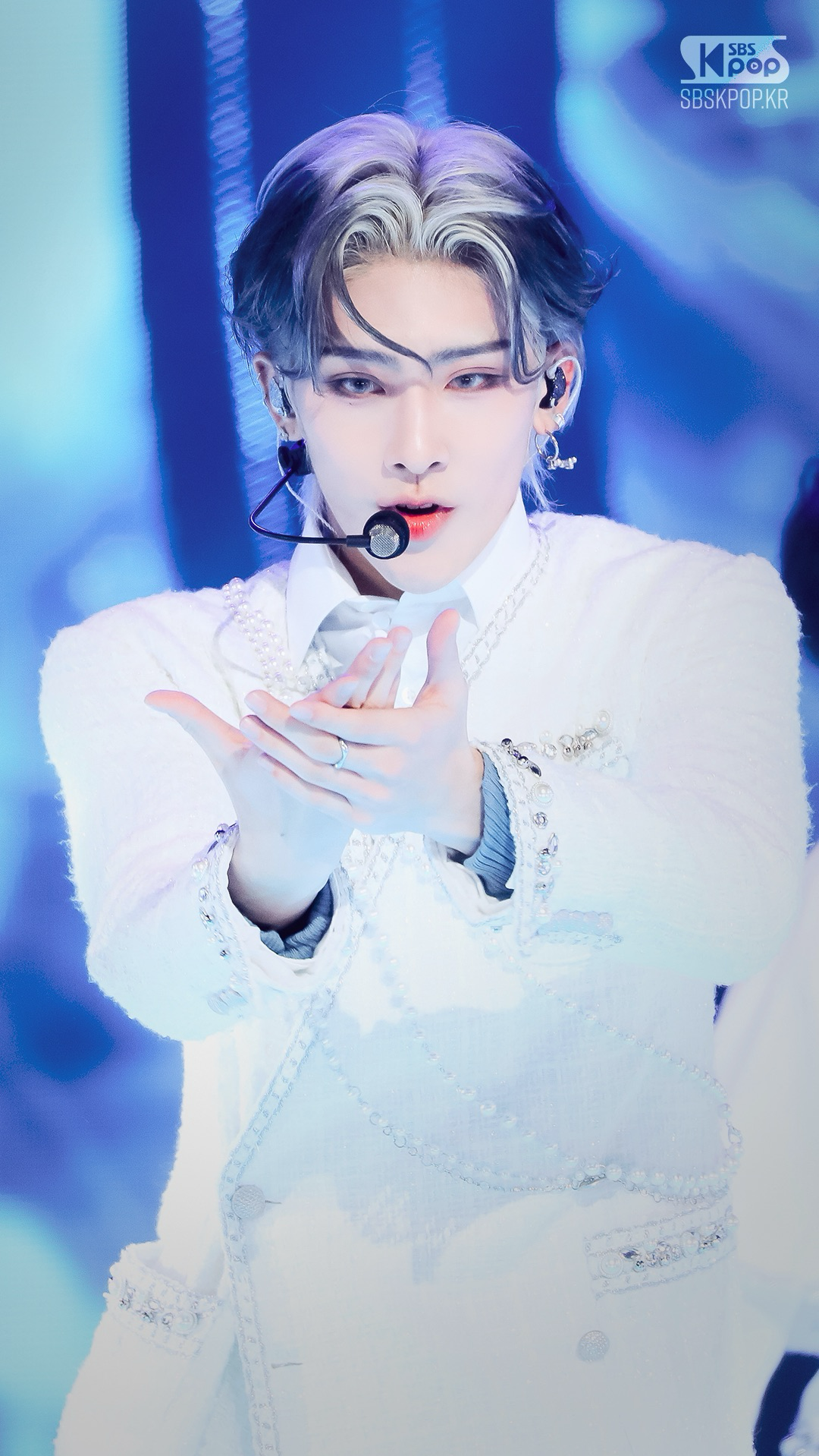 The most beloved wallpaper among Ricky (ZEROBASEONE)'s fans