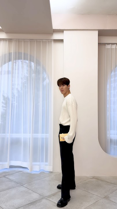 Recent activity shot of Shownu (MONSTA X)