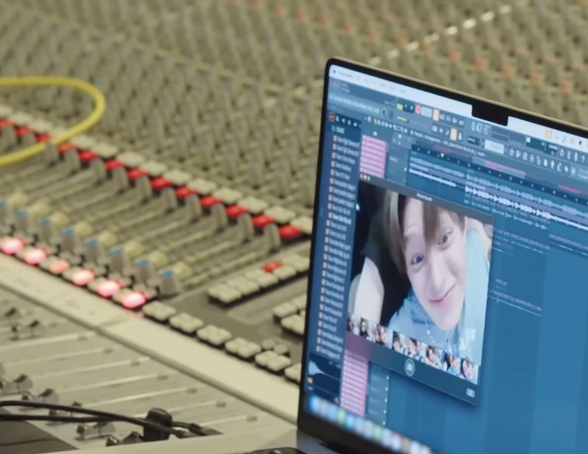 Behind-the-scenes cut of James (CORTIS)