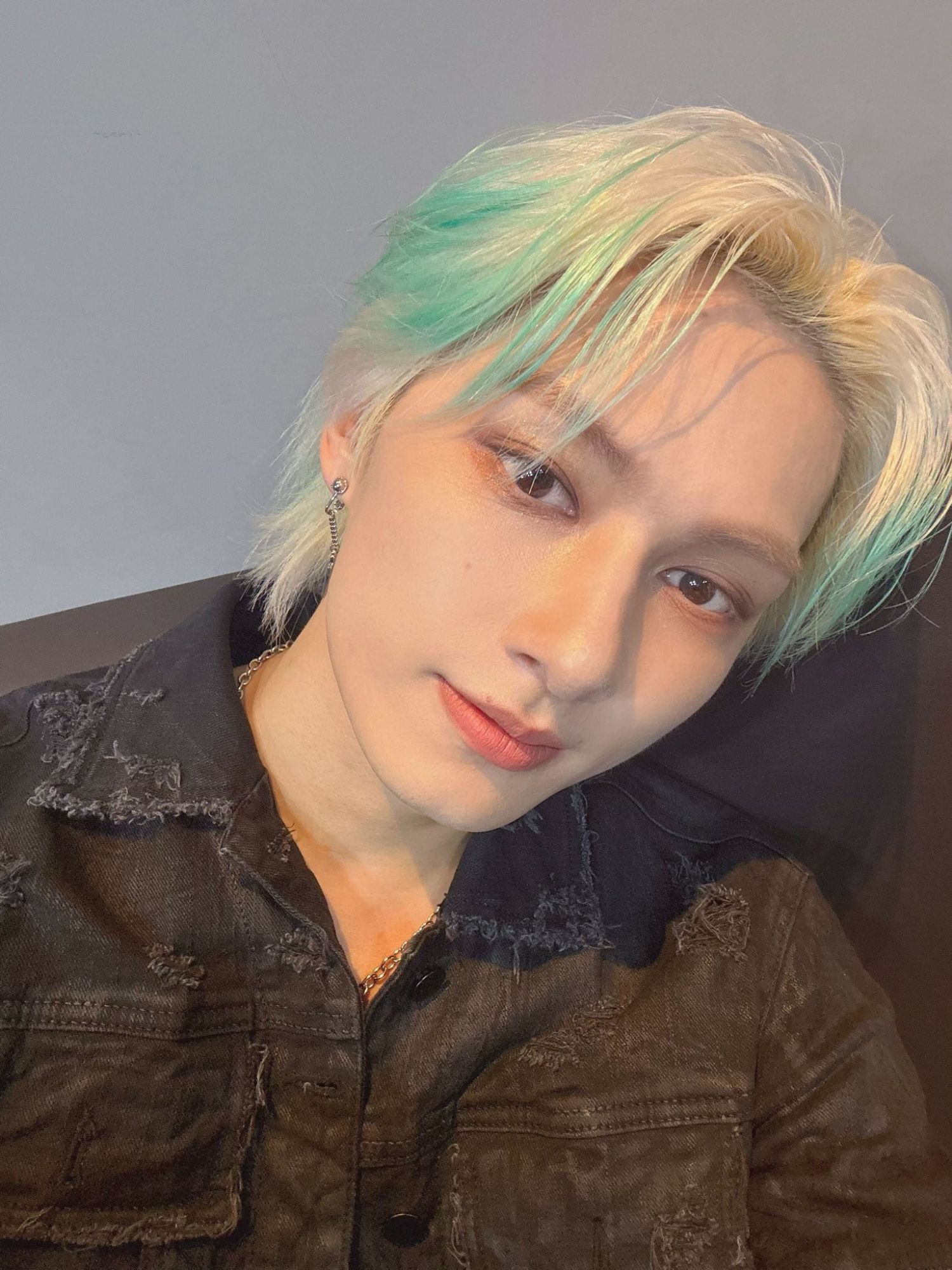 Latest photo of Jun (SEVENTEEN)