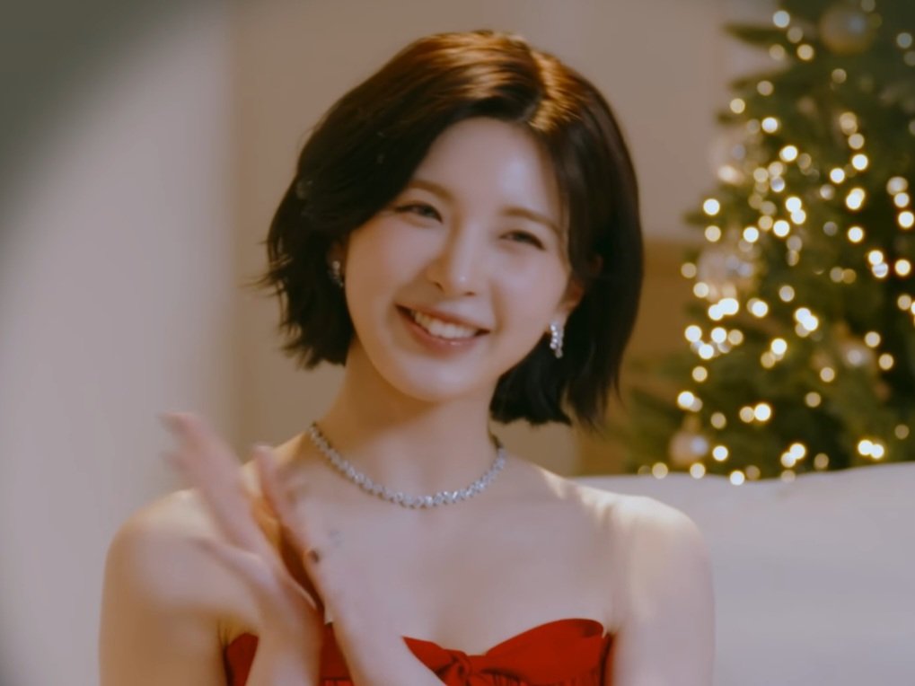 커뮤니티에서 화제된 인기 아이돌 콘텐츠