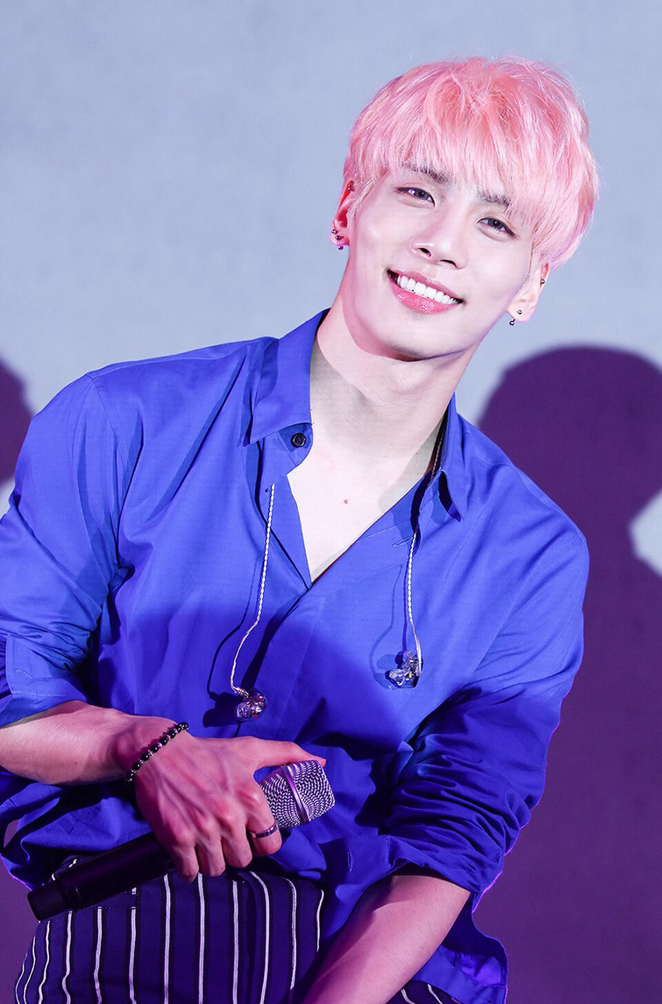Recent activity shot of Jonghyun (SHINee)