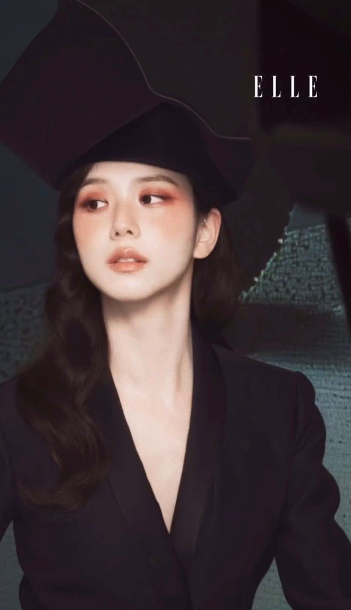 Recent activity shot of Jisoo (BLACKPINK)