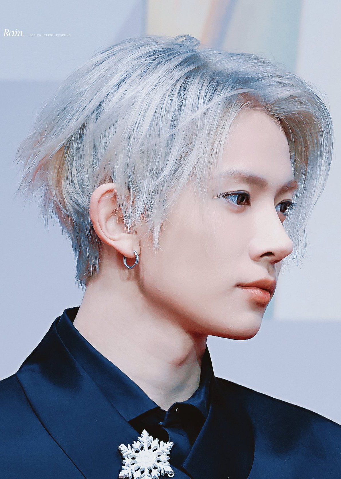 Foto terbaru Heeseung (ENHYPEN)