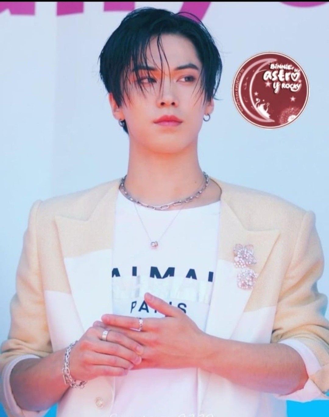 A moment captured by Rocky's fan