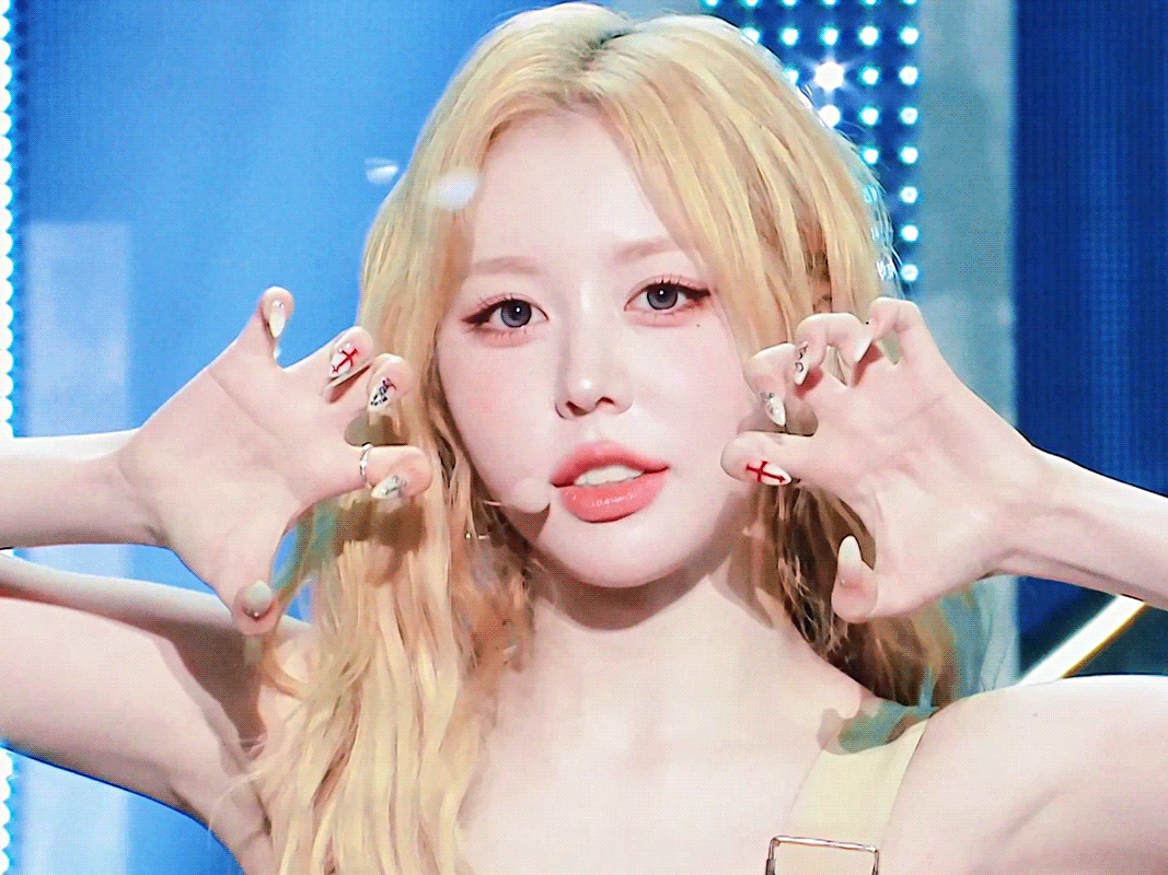Latest photo of Jeong Hyerin (tripleS)