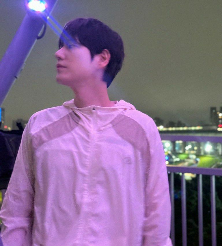 A moment captured by Kyuhyun (Super Junior)'s fan